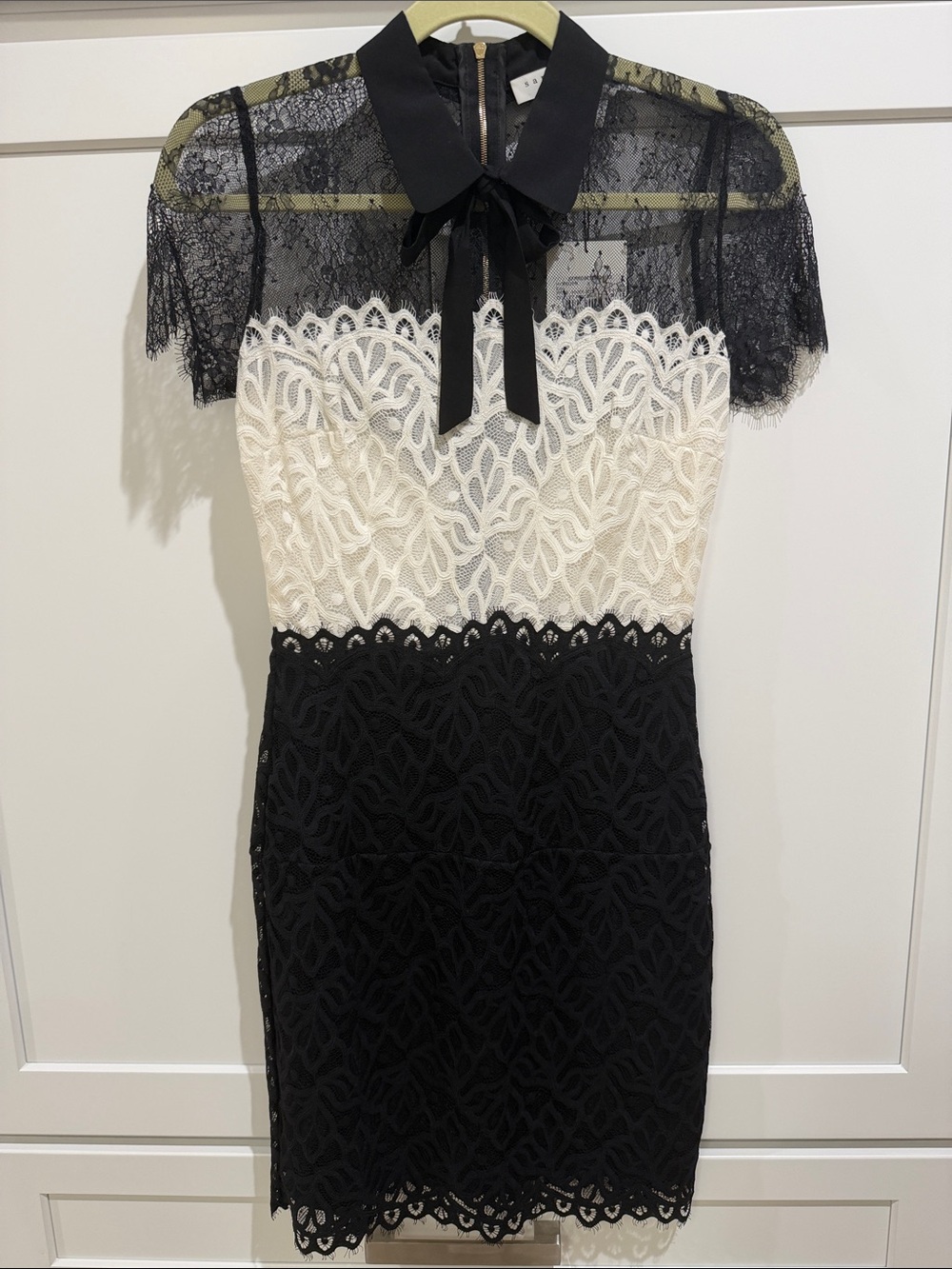 Sandro Black & White Lace Sheath Dress with Bow Collar Size 36